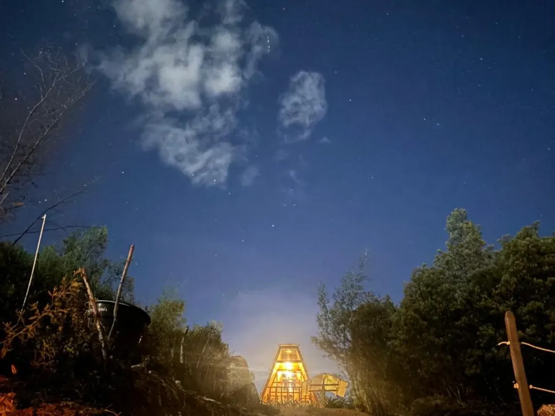 En nuestro glamping Tulipan cada detalle cuenta ✨️Más que un viaje, es una experiencia que cone (3)
